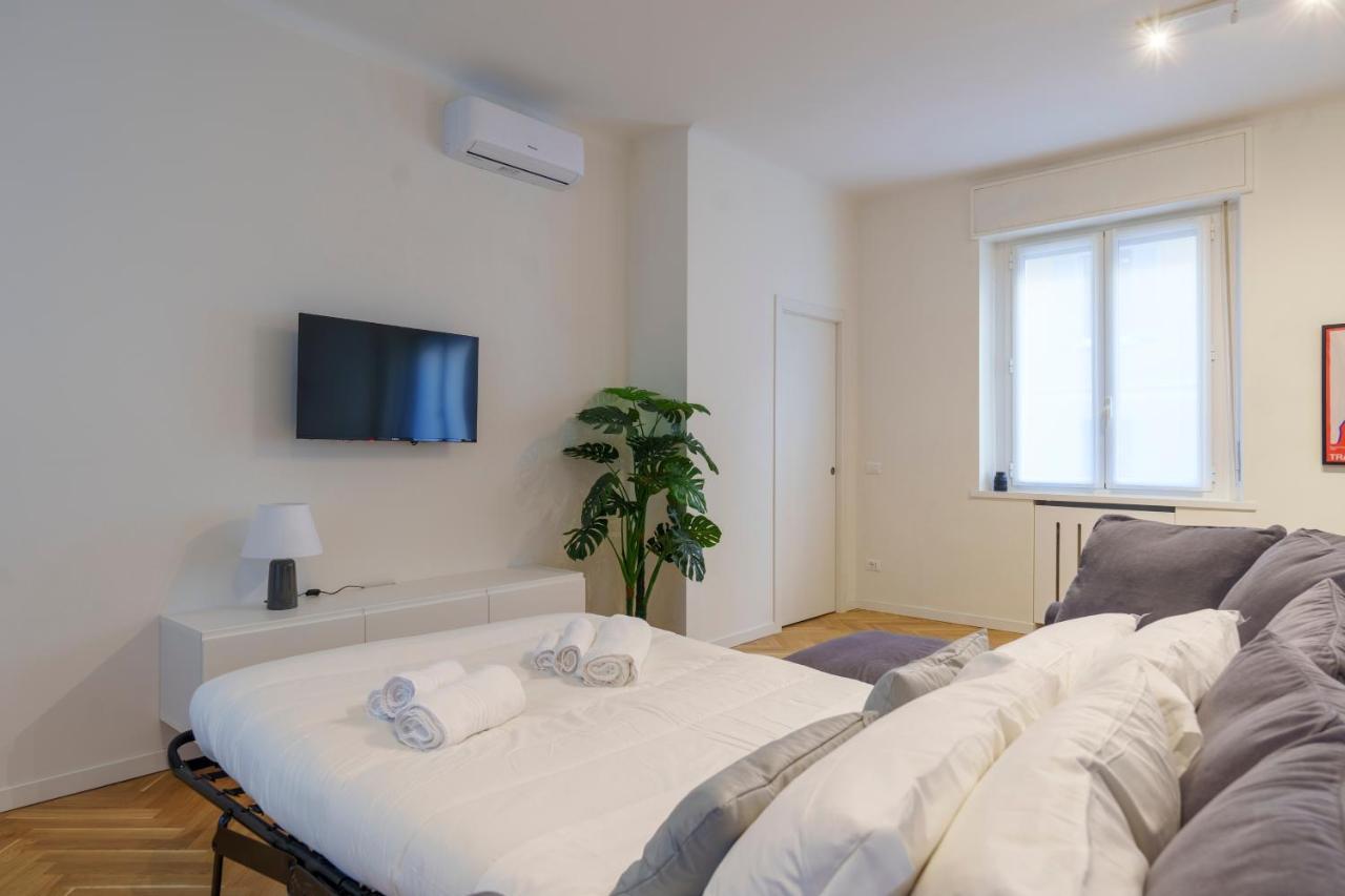 Appartamento Duomo-Porta VeneziaLuxury Wifi E Netflix Milano Esterno foto